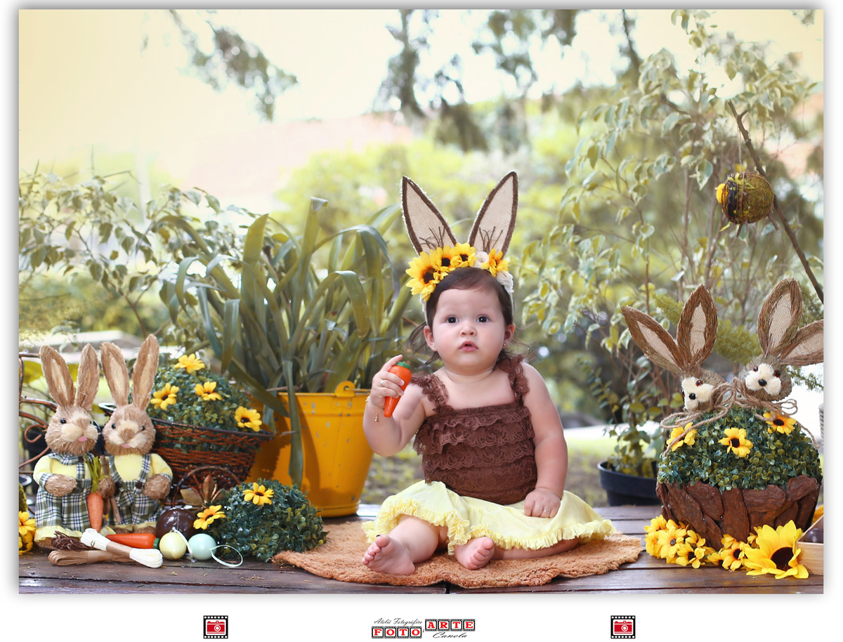 bebê sentada cenários páscoa 2019