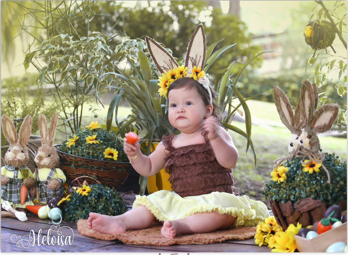 brincando com cenário de páscoa
