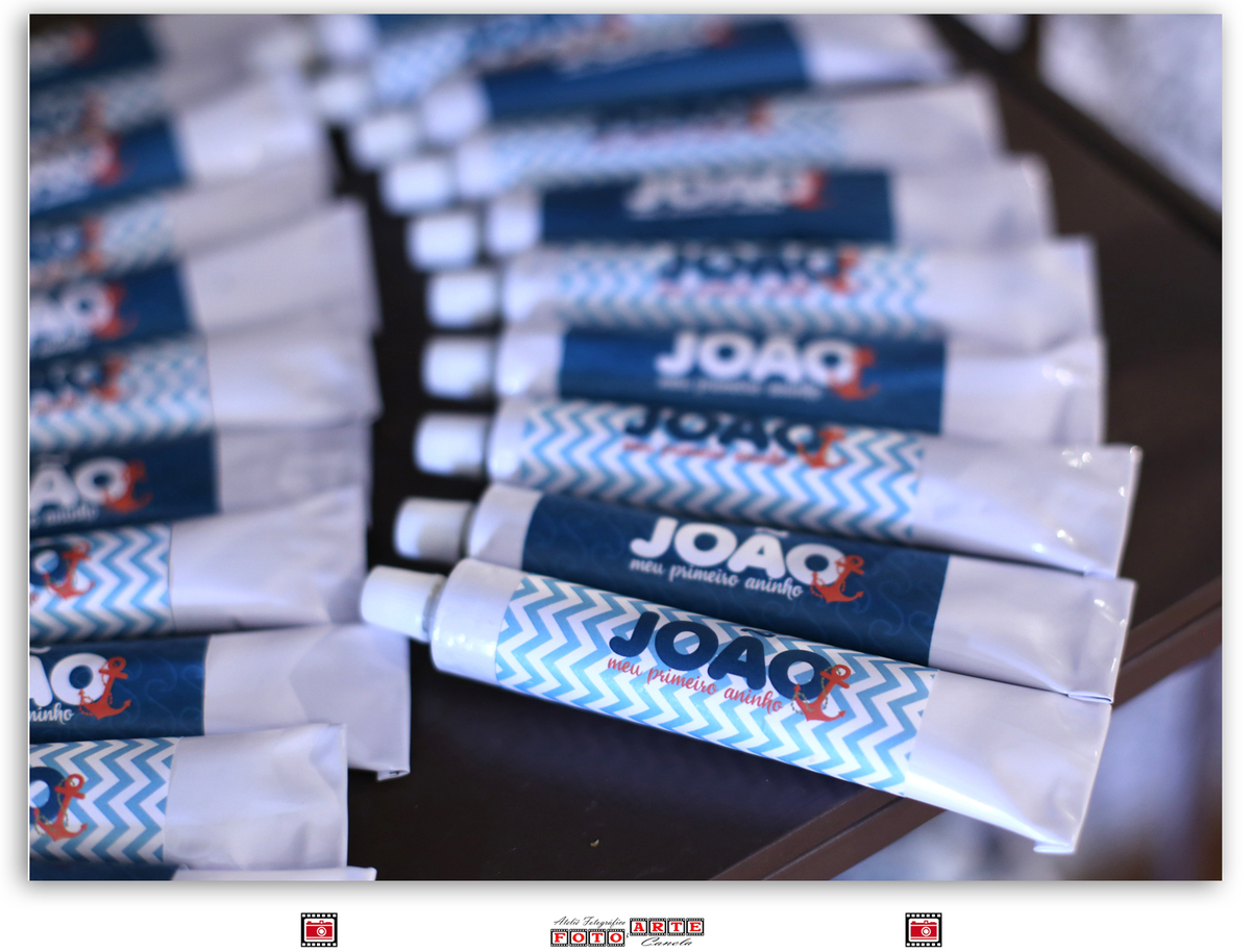 tubo de chocolate lembrancinha