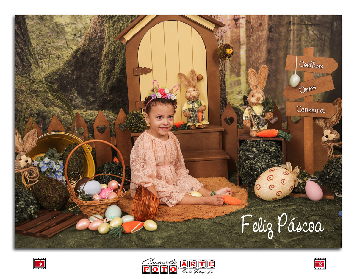 menina sentada no chão