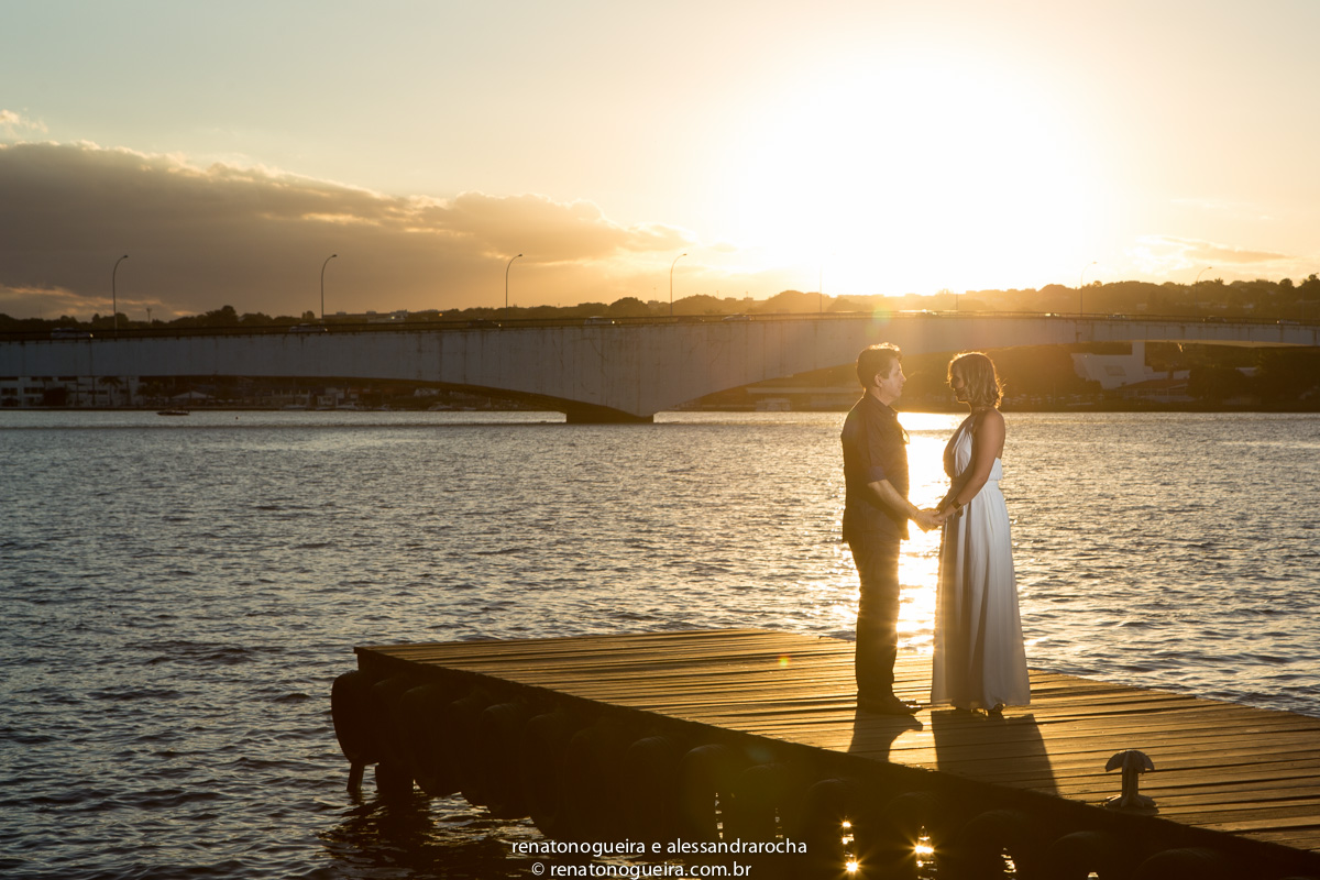 entardecer parque do pontão em Brasília