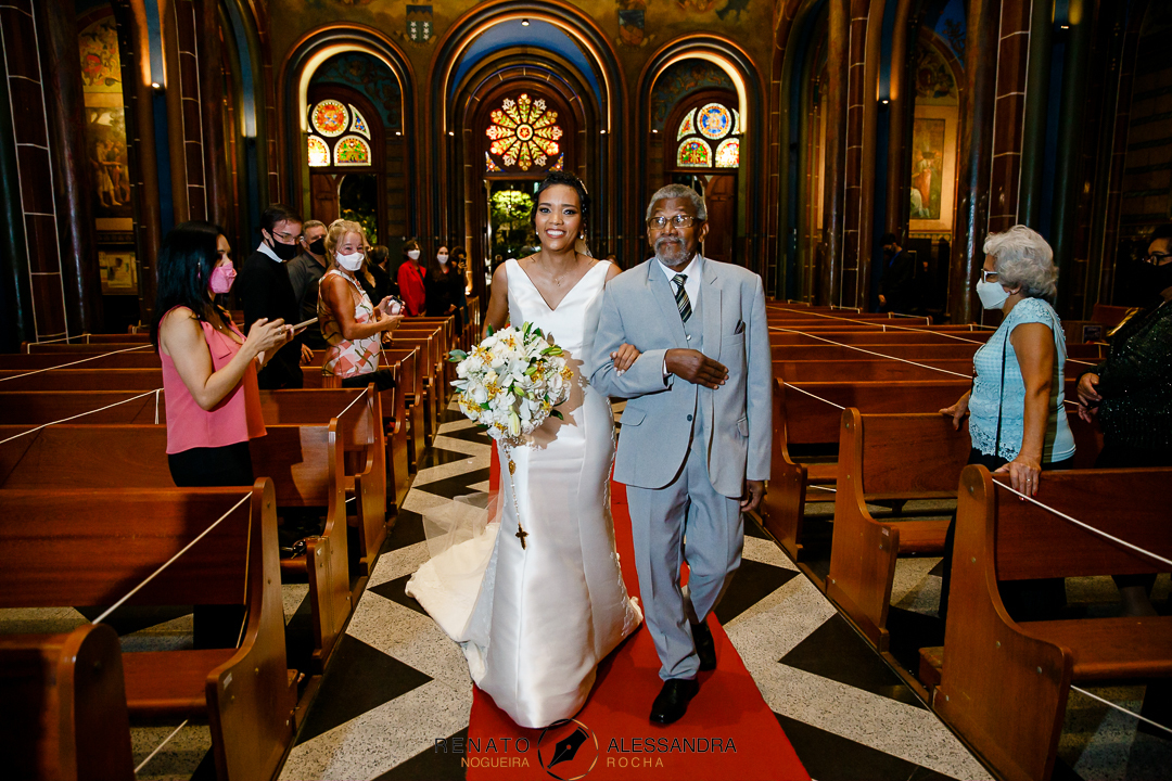 entrada da noiva na igreja sao jose