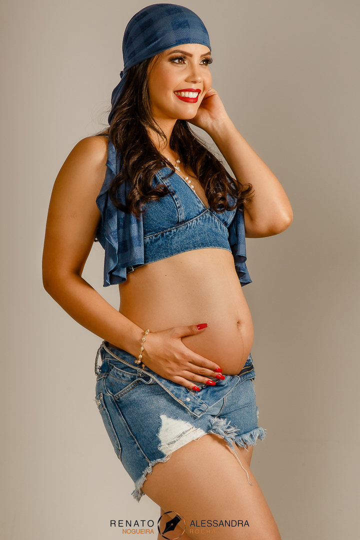 Um sonho que começa a se concretizar. Não vejo a hora de te segurar em meus braços e ver como você é real. 