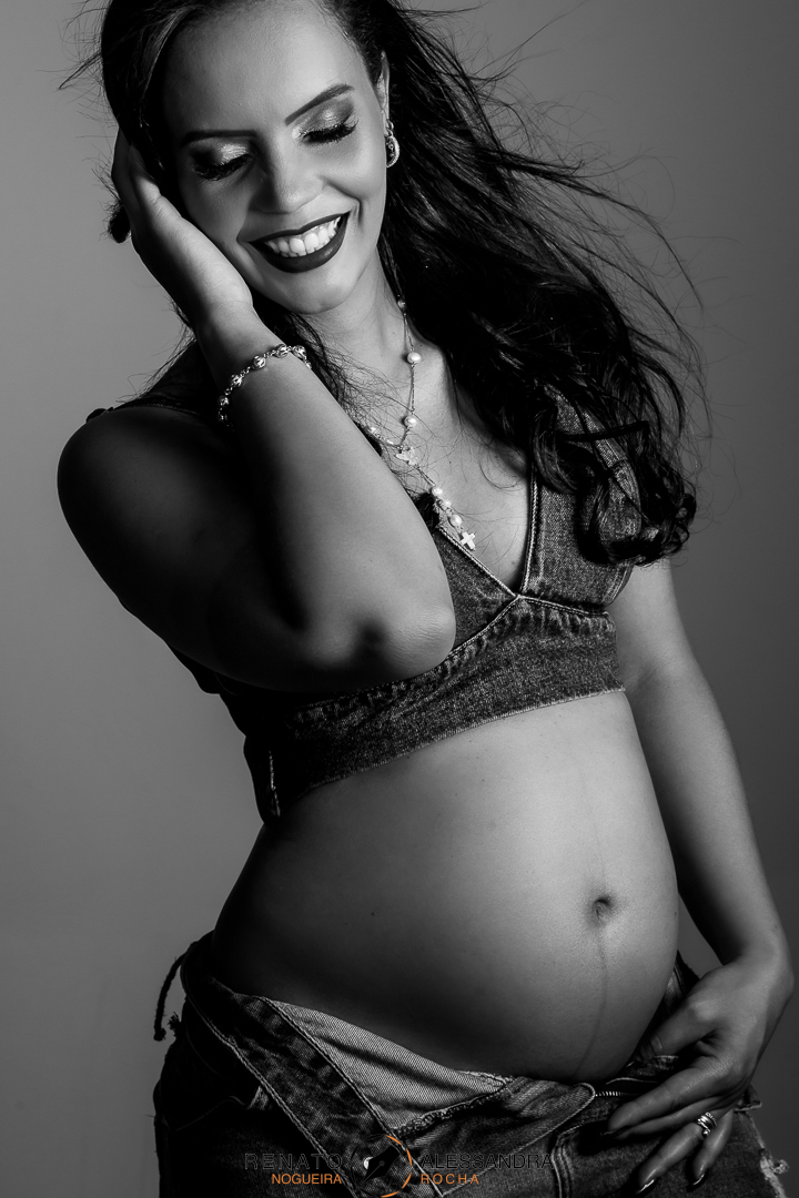 A gravidez é um processo que leva você a se render à força invisível por trás de toda a vida.