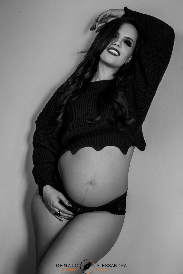 Chore quando for preciso, sorria quando o coração mandar. Faça seu ensaio gestante (hotel) aproveitando cada momento