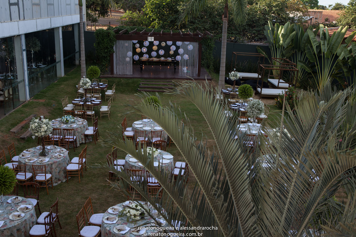 Decoração no jardim real