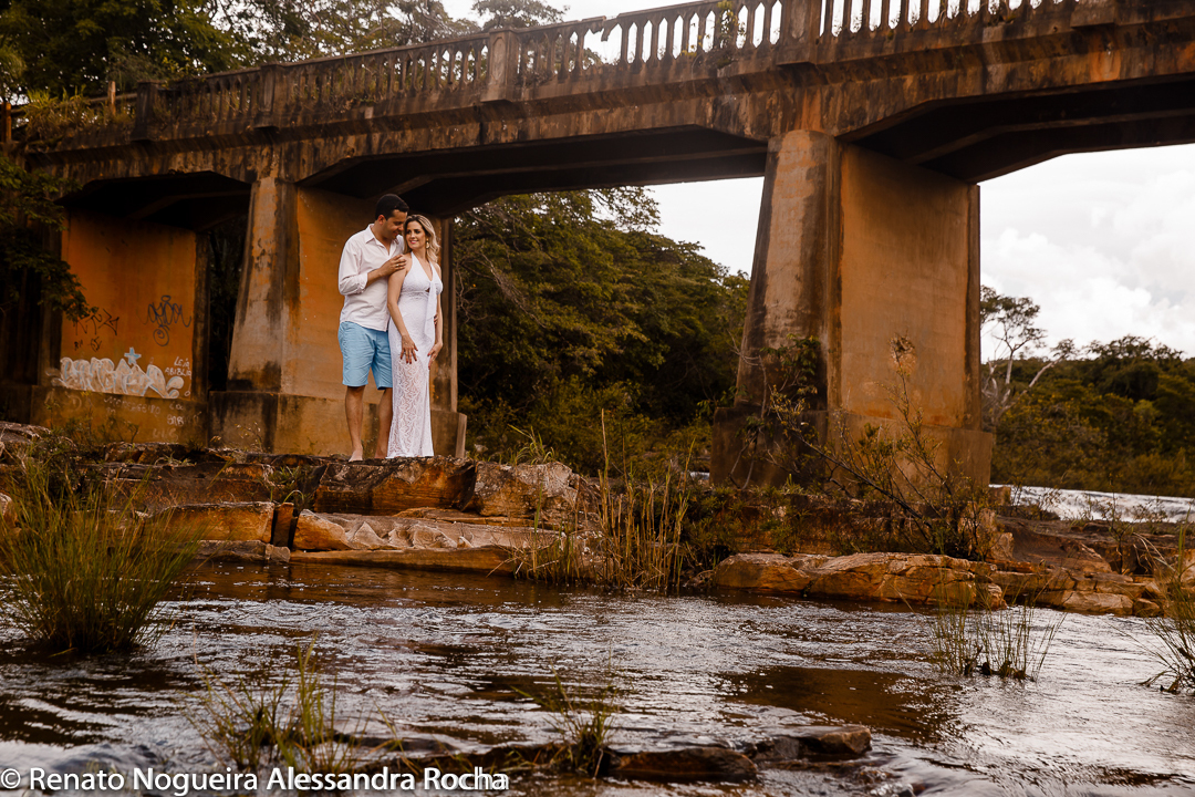noivos na serra do cipó, perto da ponte