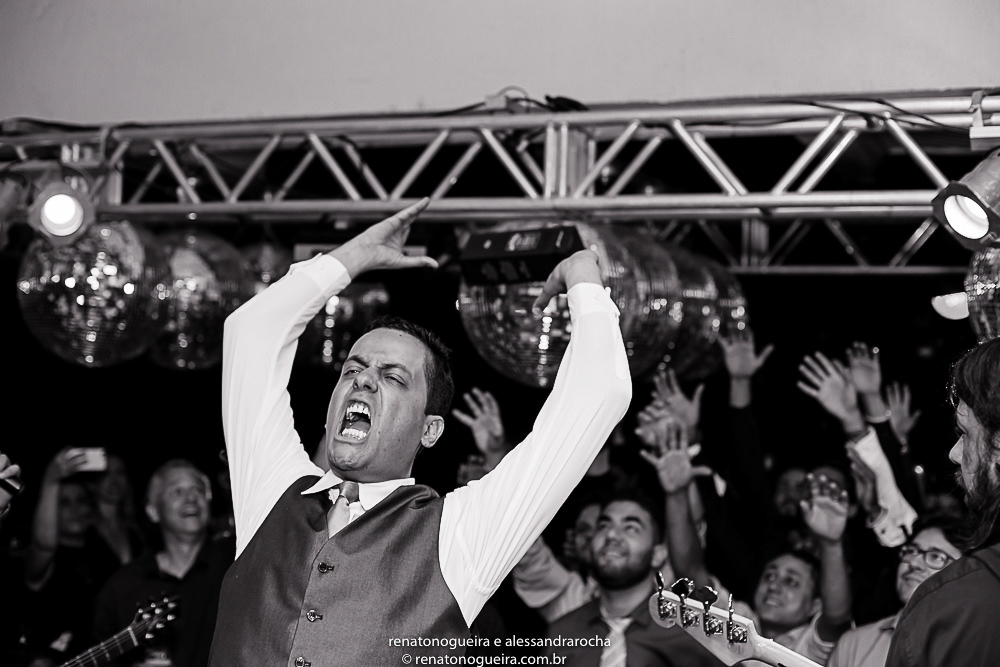 noivo laçando o whisky