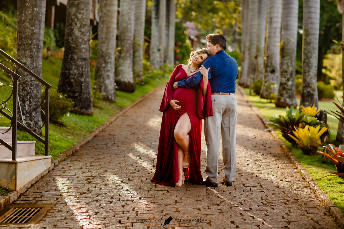 gestante feliz no espaço shangrila