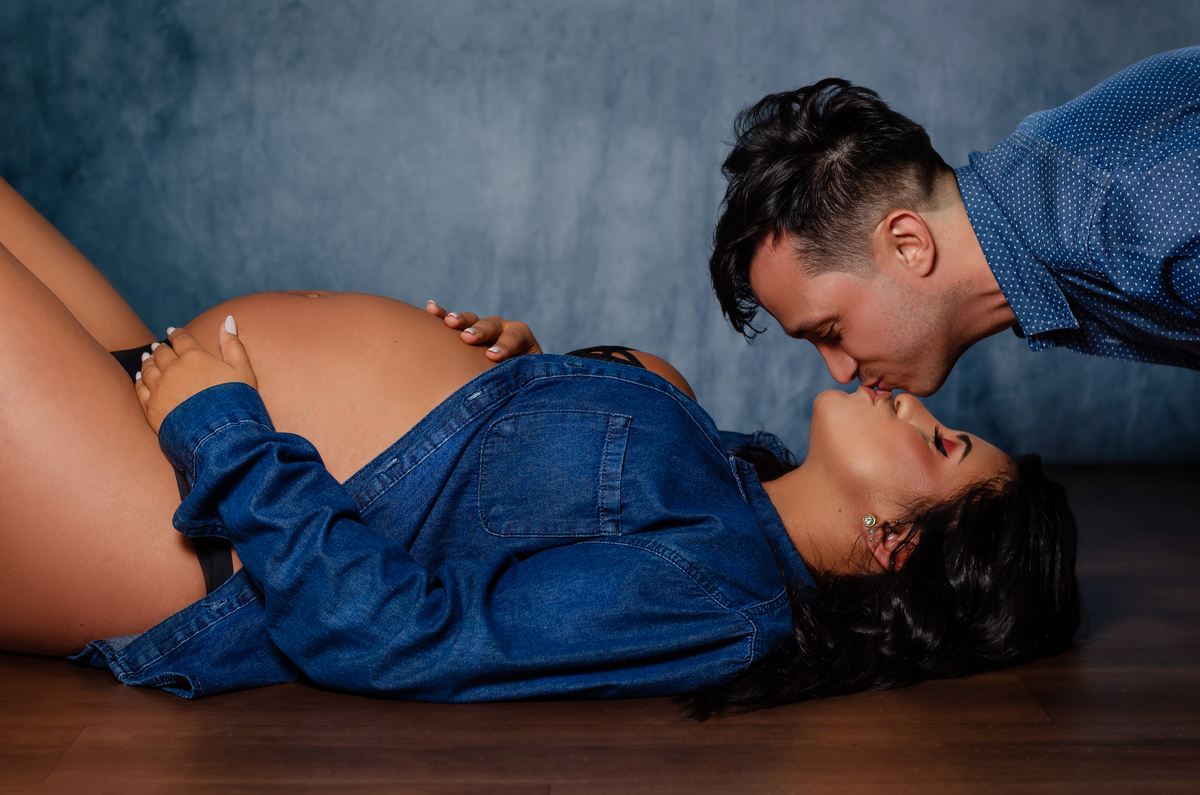 ensaio gestante estudio casal