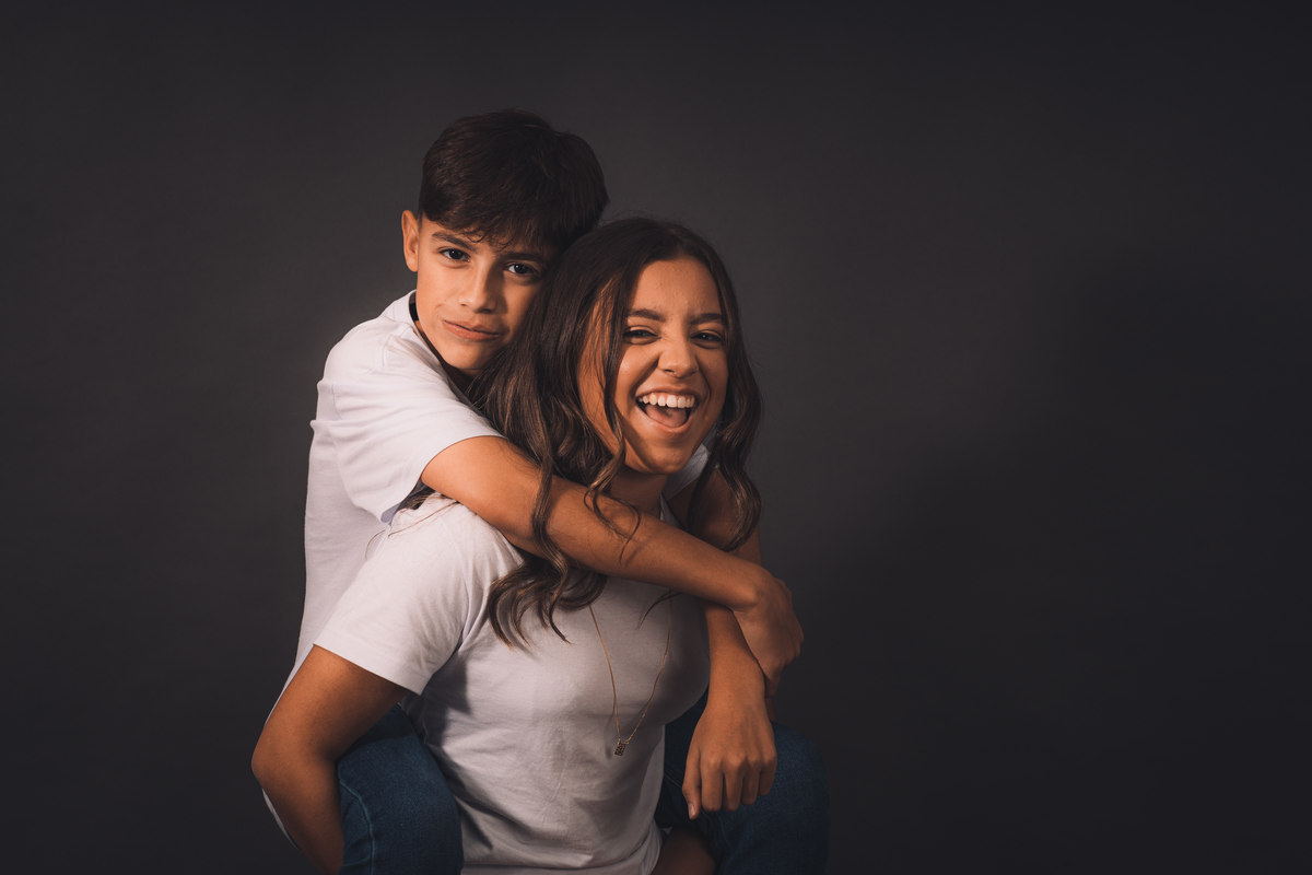 fotografo pelotas, fabiano rosa, ensaio  15 anos, xv anos, charqueadas, estúdio fotografico, moda, vestido 15 anos, festa 15 , ensaio street, blogueira, blog, influencer, gêmeos, debutante, festa, evento, make, maquiagem festa, xv anos pelotas, satolep