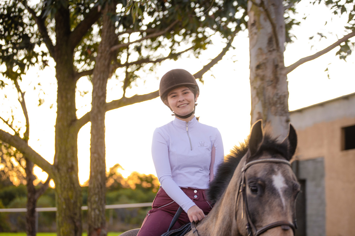 fotografo pelotas, fabiano rosa, ensaio  15 anos, xv anos, hipismo, hipica cheval, moda, vestido 15 anos, festa 15 anos, cavalo, amazona, blog, atleta, pelotas, debutante, festa, evento, make, maquiagem festa, 15 anos pelotas, satolep, ensaio, estúdio