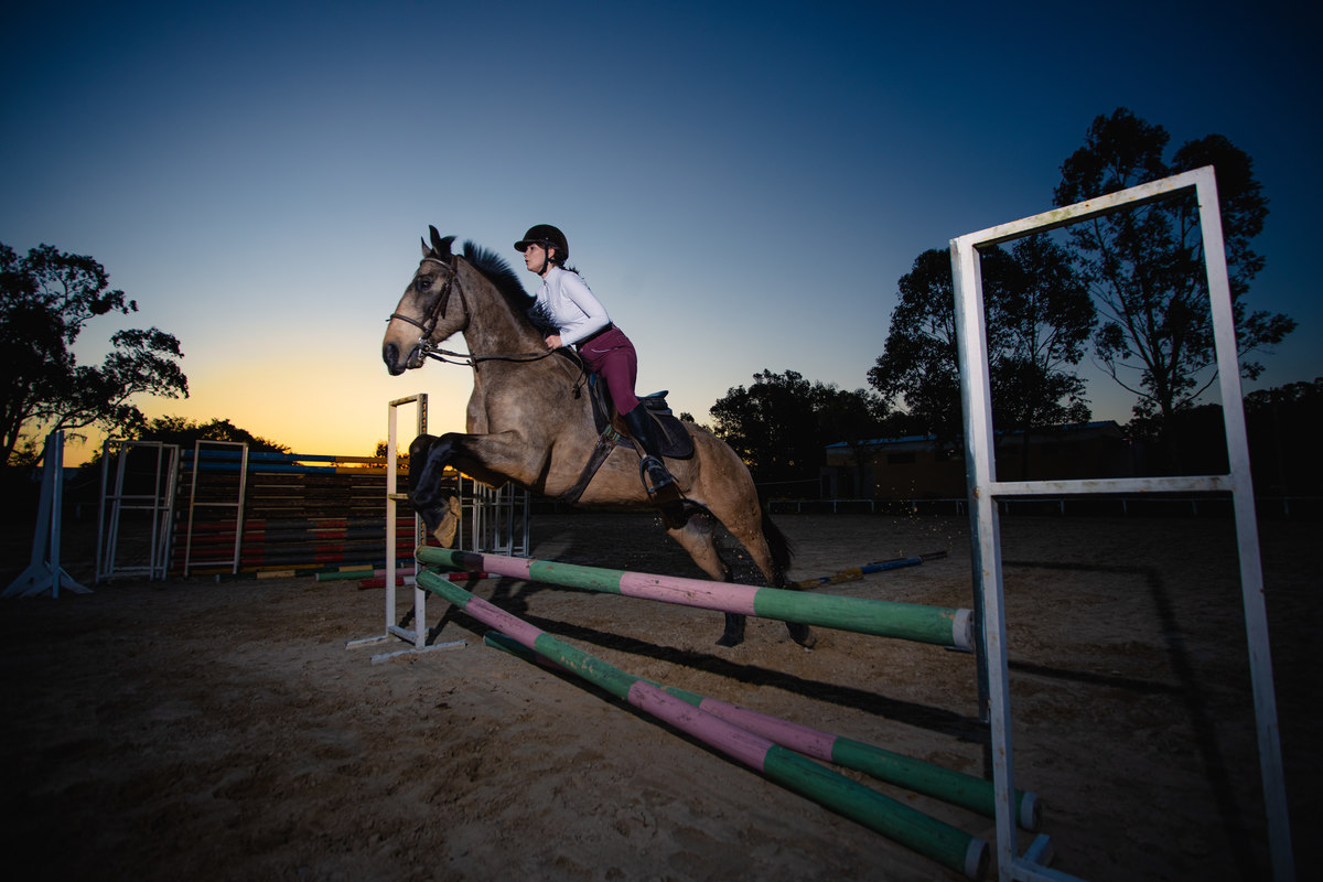 fotografo pelotas, fabiano rosa, ensaio  15 anos, xv anos, hipismo, hipica cheval, moda, vestido 15 anos, festa 15 anos, cavalo, amazona, blog, atleta, pelotas, debutante, festa, evento, make, maquiagem festa, 15 anos pelotas, satolep, ensaio, estúdio