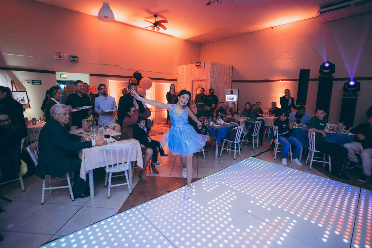 fotografo pelotas, fabiano rosa, ensaio 15 anos, xv anos, ensaio, baile 15 anos, moda, vestido 15 anos, foto 15 anos, festa de 15 anos, pelotas, debutante, festa, evento, make, maquiagem, 15 anos, satolep, salão eventos, salão, CTMR, manoela