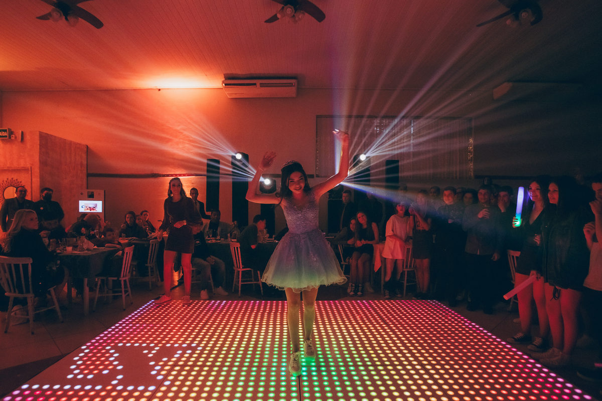 fotografo pelotas, fabiano rosa, ensaio 15 anos, xv anos, ensaio, baile 15 anos, moda, vestido 15 anos, foto 15 anos, festa de 15 anos, pelotas, debutante, festa, evento, make, maquiagem, 15 anos, satolep, salão eventos, salão, CTMR, manoela