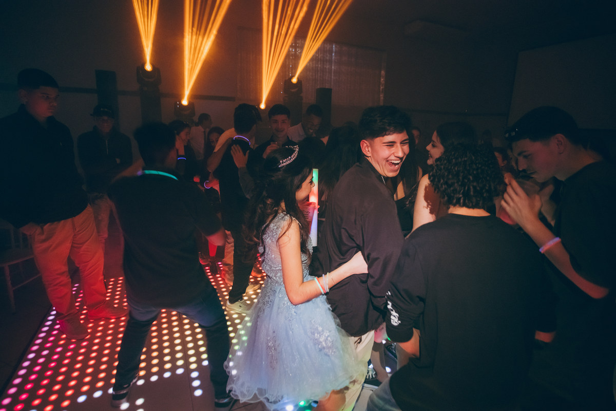 fotografo pelotas, fabiano rosa, ensaio 15 anos, xv anos, ensaio, baile 15 anos, moda, vestido 15 anos, foto 15 anos, festa de 15 anos, pelotas, debutante, festa, evento, make, maquiagem, 15 anos, satolep, salão eventos, salão, CTMR, manoela