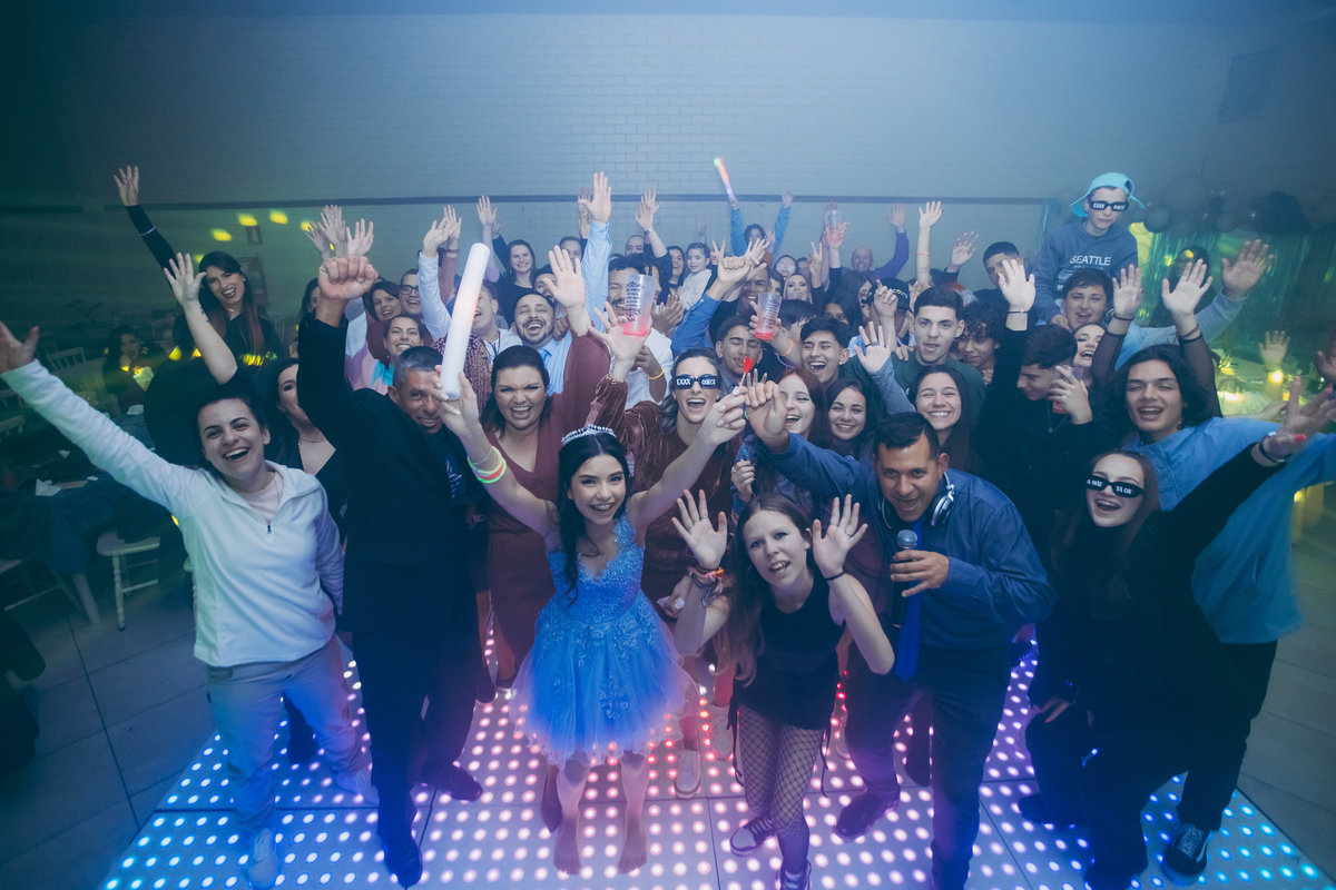 fotografo pelotas, fabiano rosa, ensaio 15 anos, xv anos, ensaio, baile 15 anos, moda, vestido 15 anos, foto 15 anos, festa de 15 anos, pelotas, debutante, festa, evento, make, maquiagem, 15 anos, satolep, salão eventos, salão, CTMR, manoela