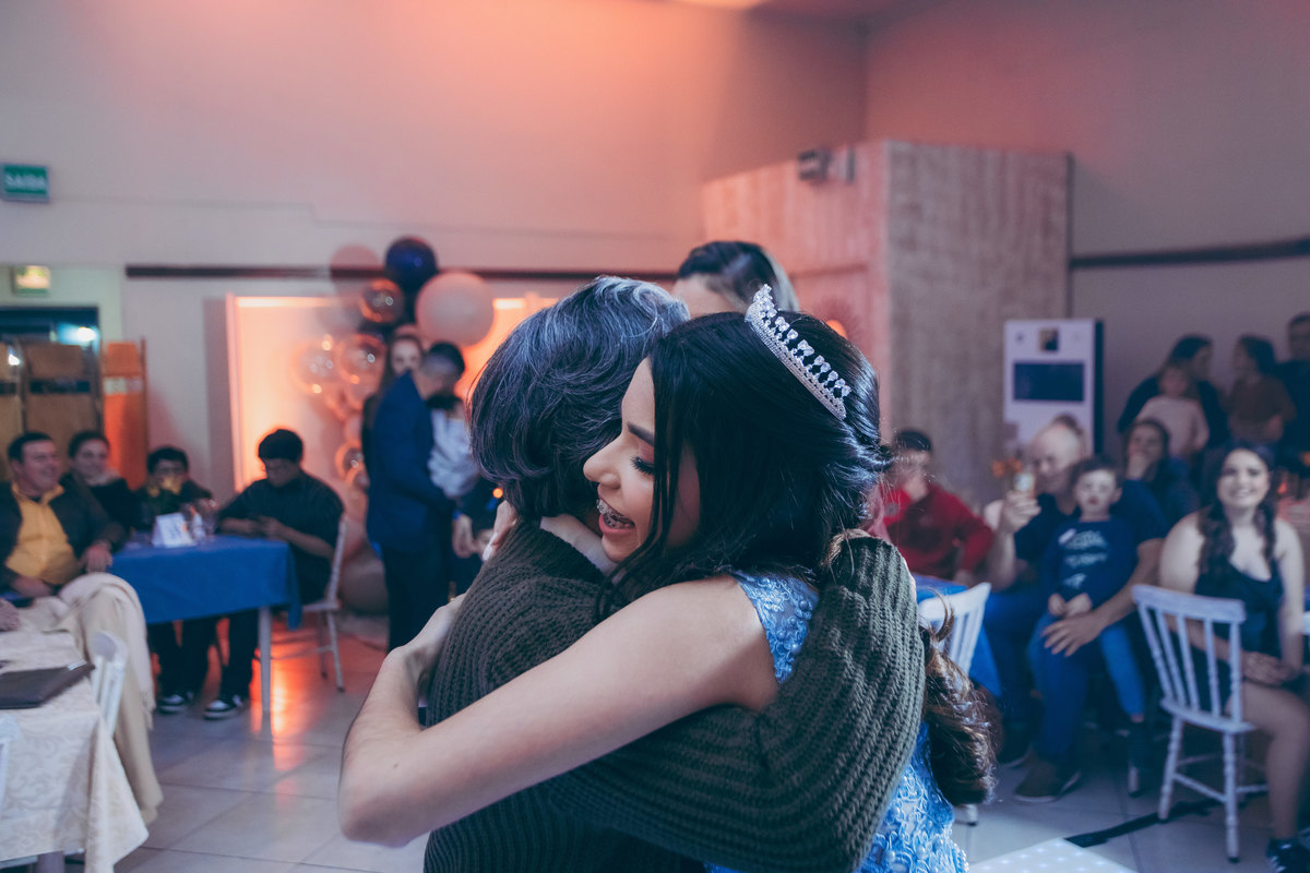fotografo pelotas, fabiano rosa, ensaio 15 anos, xv anos, ensaio, baile 15 anos, moda, vestido 15 anos, foto 15 anos, festa de 15 anos, pelotas, debutante, festa, evento, make, maquiagem, 15 anos, satolep, salão eventos, salão, CTMR, manoela
