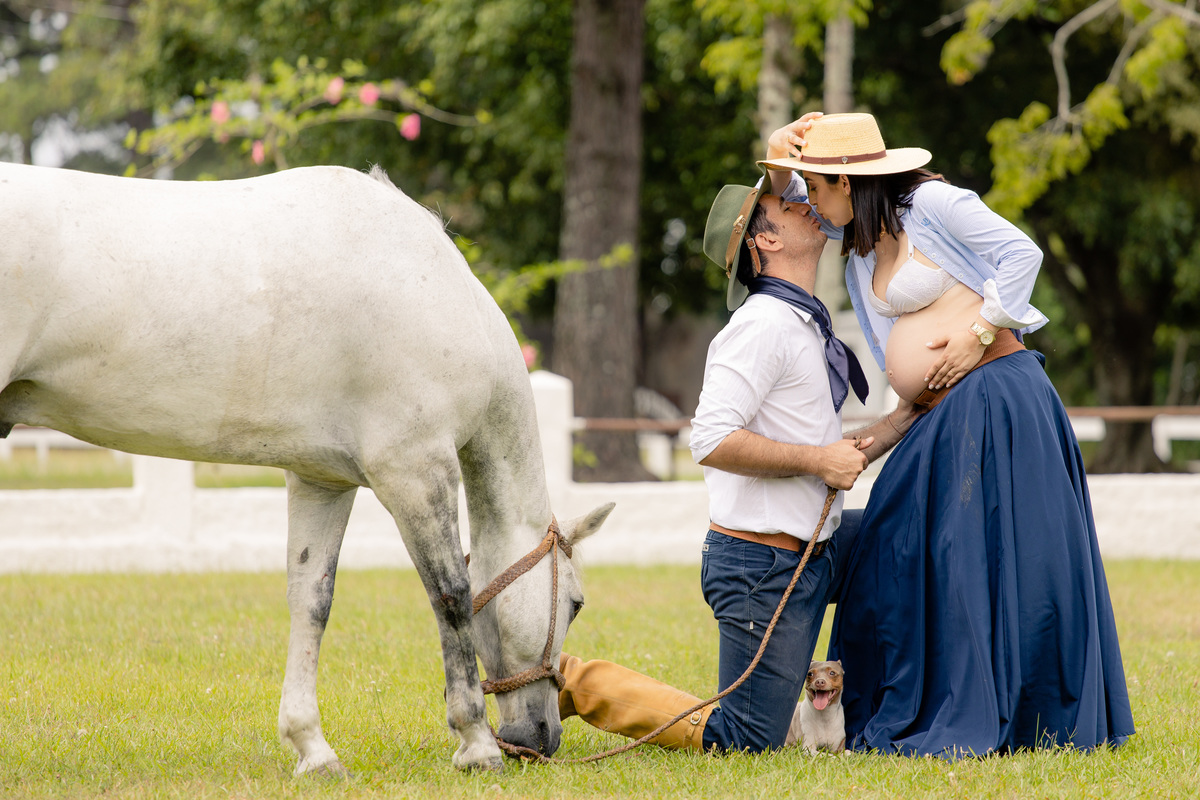  #gestante #gravida #maternidade #gravidez #ensaiogestante #maedemenina #maedemenino #fotografia #bebe #baby 
 #ensaiofotografico #ensaiogauderio #familia #maternidadereal #maedeprimeiraviagem #cavalo  #cahorro #mamae #gestacao #brasil #ensaiogaucho #baby