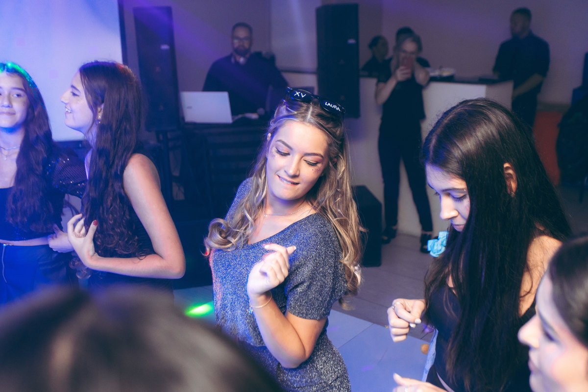 fotografo pelotas, fabiano rosa, ensaio 15 anos, xv anos, ensaio, baile 15 anos, moda, vestido 15 anos, foto 15 anos, festa de 15 anos, pelotas, debutante, festa, evento, make, maquiagem, 15 anos, satolep, salão eventos, salão, las palmas, make 15 anos