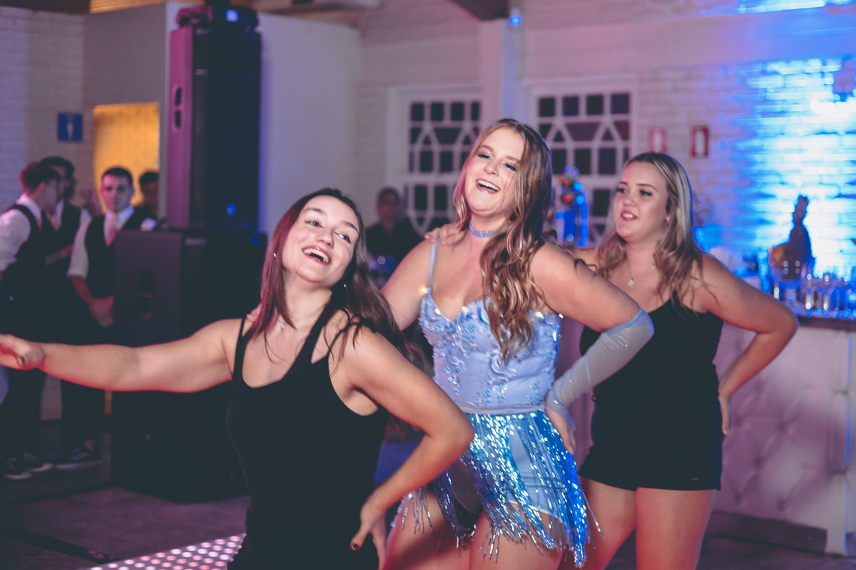 fotografo pelotas, fabiano rosa, ensaio  15 anos, xv anos, dunas clube, estúdio fotografico, moda, vestido 15 anos, festa 15 , ensaio street, blogueira,, influencer, debutante, festa, evento, make, maquiagem, festa, xv anos pelotas, satolep, vestido azul
