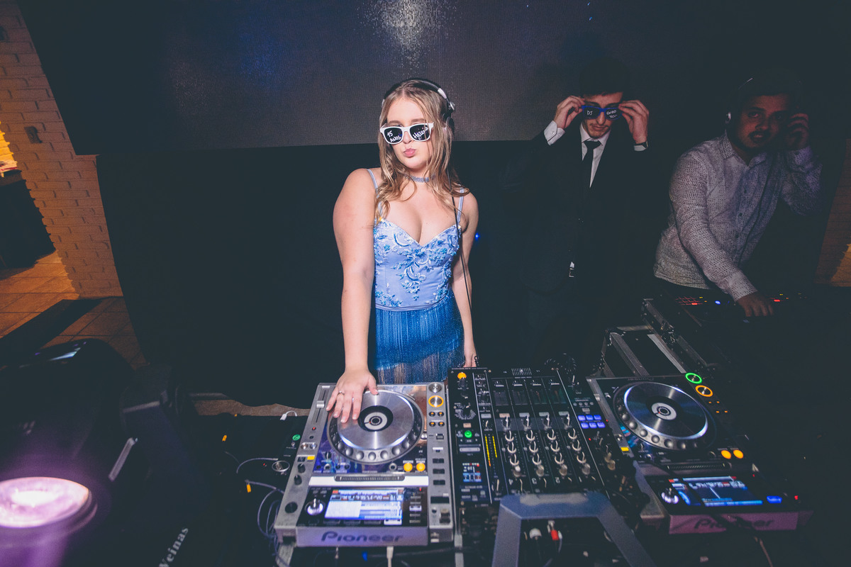 fotografo pelotas, fabiano rosa, ensaio  15 anos, xv anos, dunas clube, estúdio fotografico, moda, vestido 15 anos, festa 15 , ensaio street, blogueira,, influencer, debutante, festa, evento, make, maquiagem, festa, xv anos pelotas, satolep, vestido azul
