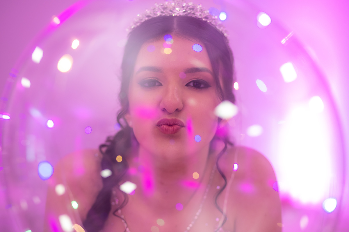 fotografo pelotas, fabiano rosa, festa  15 anos, xv anos, Salão Bamboo, estúdio fotografico, moda, vestido 15 anos, festa 15 , influencer, debutante, festa, evento, make, maquiagem, xv anos pelotas, making , vestido rosa, bordo, decoração 15 anos, pista