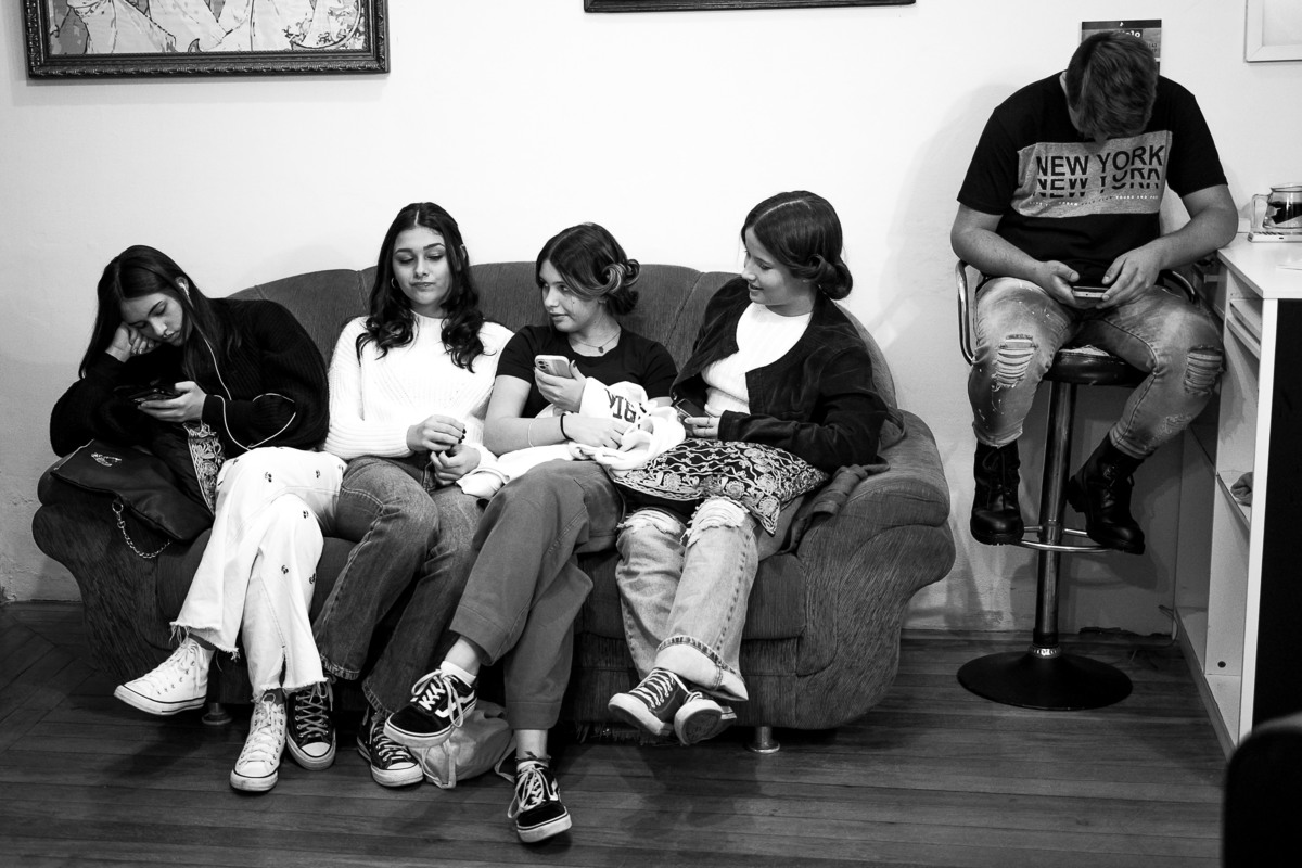 fotografo pelotas, fabiano rosa, ensaio  15 anos, xv anos, Parque Tênis Clube, estúdio fotografico, moda, vestido 15 anos, festa 15 ,decoração, influencer, debutante, festa luxo, evento, make, maquiagem, festa, xv anos pelotas, making , vestido branco