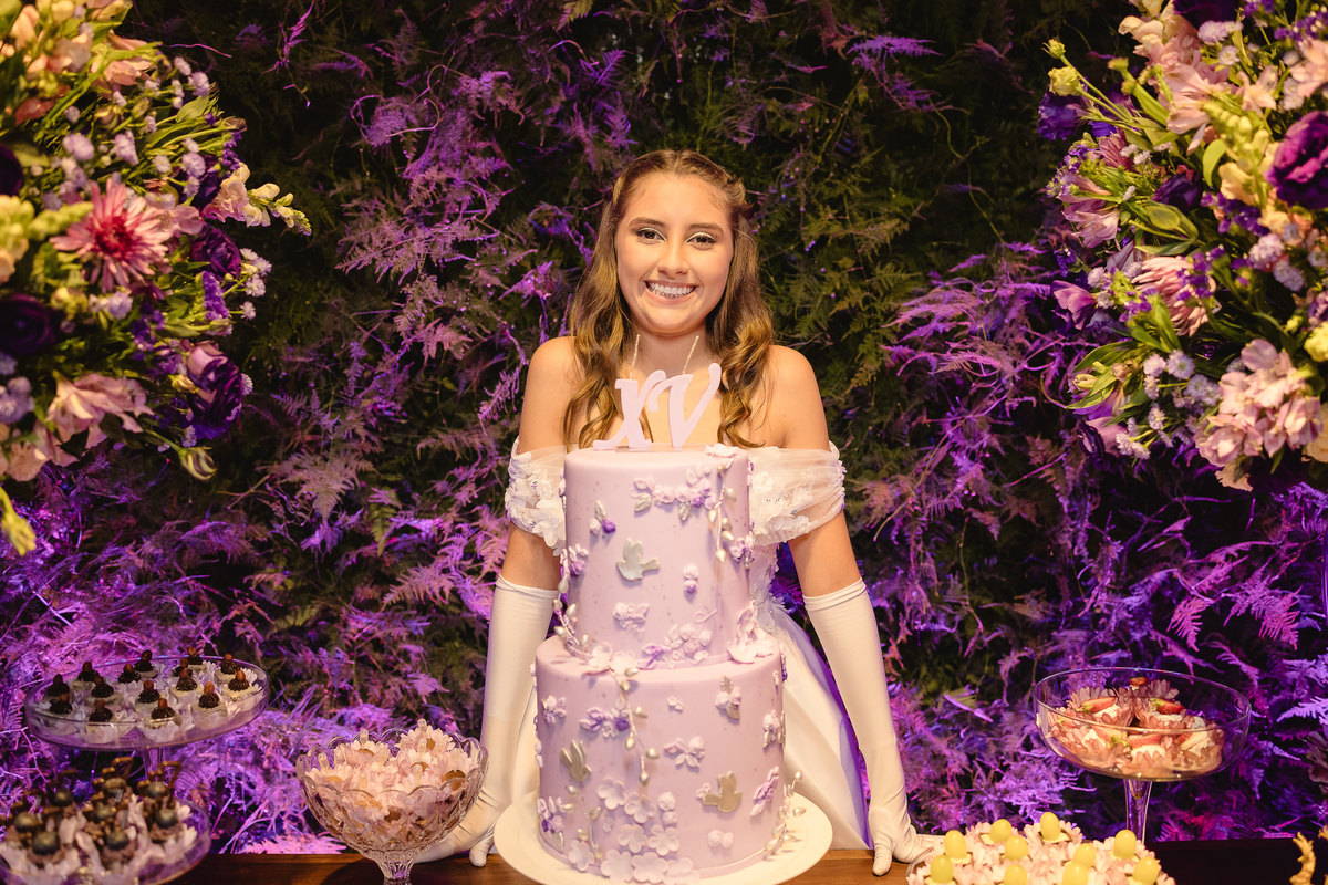 fotografo pelotas, fabiano rosa, ensaio  15 anos, xv anos, Parque Tênis Clube, estúdio fotografico, moda, vestido 15 anos, festa 15 ,decoração, influencer, debutante, festa luxo, evento, make, maquiagem, festa, xv anos pelotas, making , vestido branco