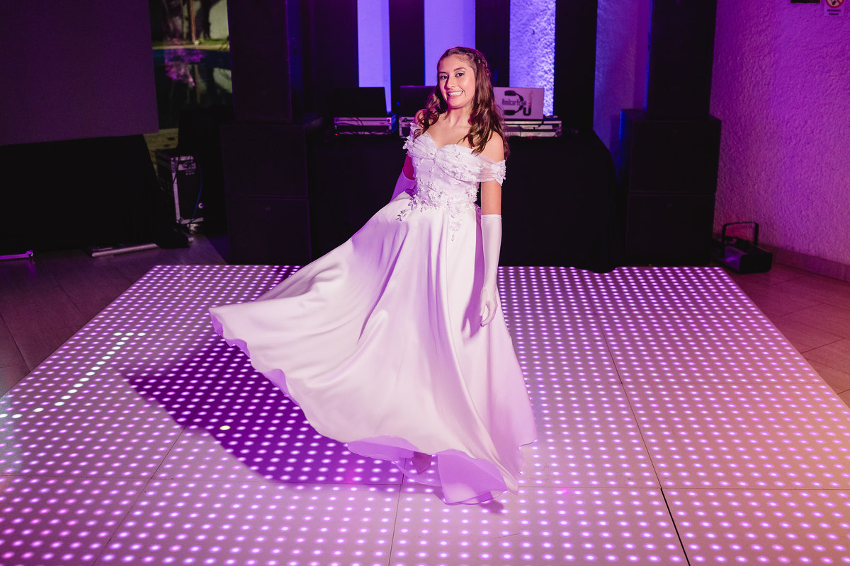 fotografo pelotas, fabiano rosa, ensaio  15 anos, xv anos, Parque Tênis Clube, estúdio fotografico, moda, vestido 15 anos, festa 15 ,decoração, influencer, debutante, festa luxo, evento, make, maquiagem, festa, xv anos pelotas, making , vestido branco