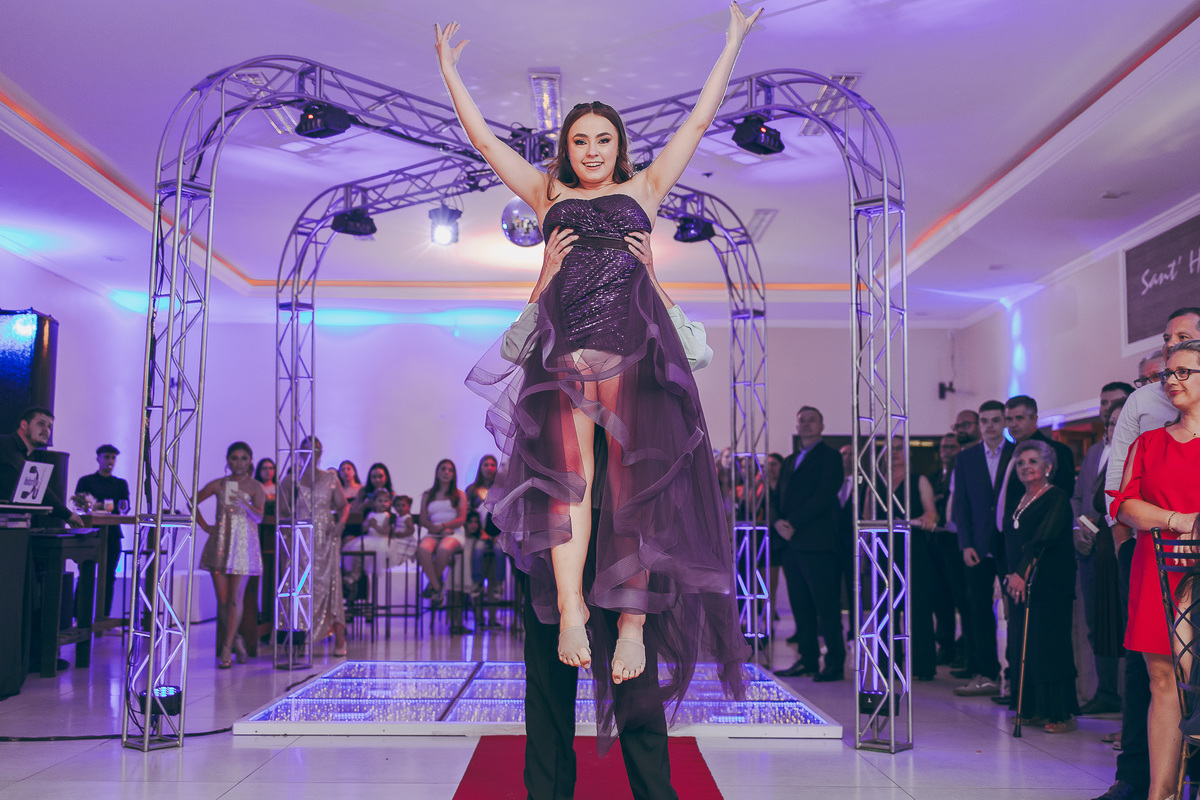 fotografo pelotas, fabiano rosa, festa  15 anos, xv anos, Sant Helena, estúdio fotografico, moda, vestido 15 anos, festa 15 , ensaio street, blogueira, debutante, festa, evento, make, maquiagem, festa, xv anos pelotas, making , vestido vinho, bordo