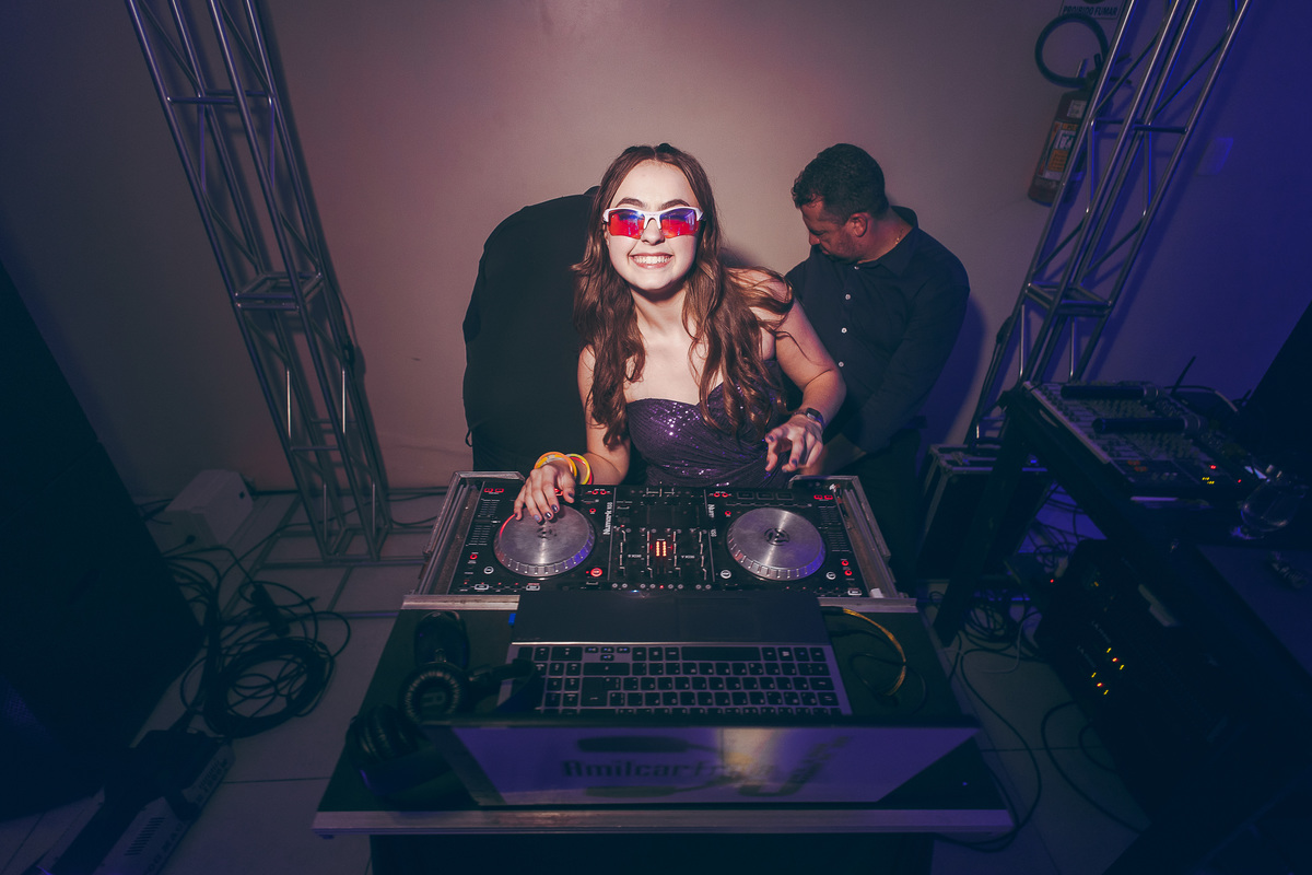 fotografo pelotas, fabiano rosa, festa  15 anos, xv anos, Sant Helena, estúdio fotografico, moda, vestido 15 anos, festa 15 , ensaio street, blogueira, debutante, festa, evento, make, maquiagem, festa, xv anos pelotas, making , vestido vinho, bordo