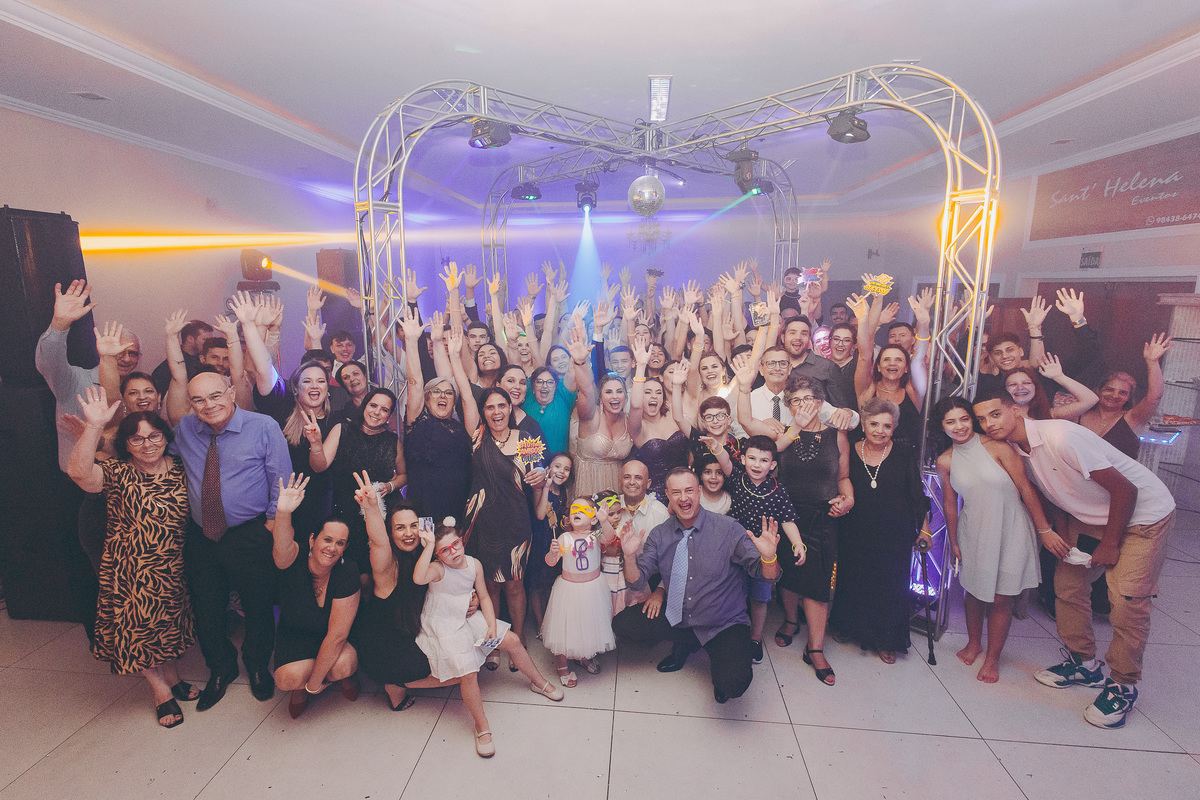 fotografo pelotas, fabiano rosa, festa  15 anos, xv anos, Sant Helena, estúdio fotografico, moda, vestido 15 anos, festa 15 , ensaio street, blogueira, debutante, festa, evento, make, maquiagem, festa, xv anos pelotas, making , vestido vinho, bordo