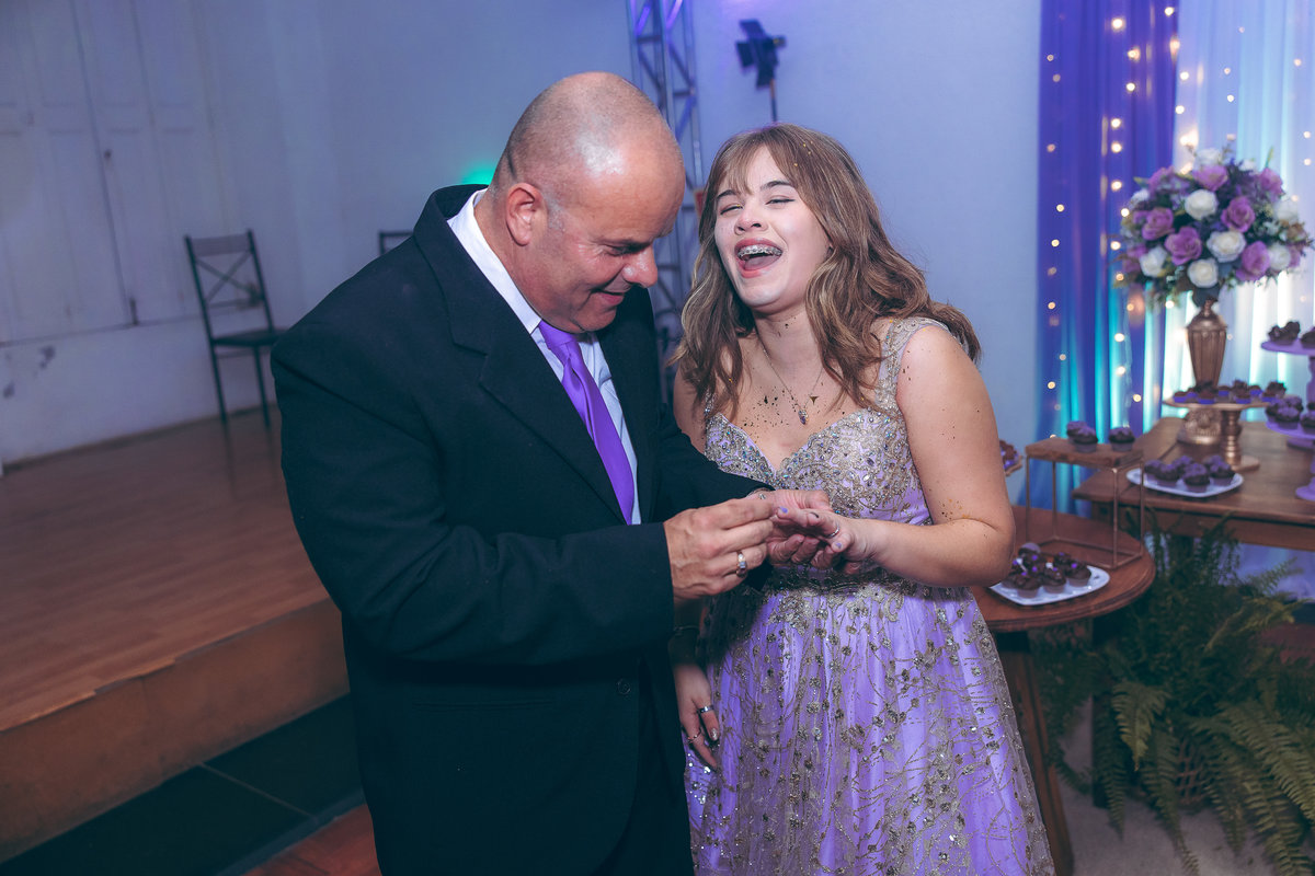 fotografo pelotas, fabiano rosa, festa  15 anos, xv anos, cabos e soldados, estúdio fotografico, moda, vestido 15 anos, festa 15 , ensaio street, blogueira, debutante, festa, evento, make, maquiagem, festa, xv anos pelotas, decoração, vestido vinho, bordo