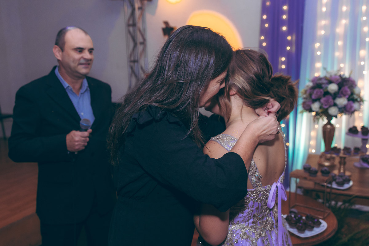 fotografo pelotas, fabiano rosa, festa  15 anos, xv anos, cabos e soldados, estúdio fotografico, moda, vestido 15 anos, festa 15 , ensaio street, blogueira, debutante, festa, evento, make, maquiagem, festa, xv anos pelotas, decoração, vestido vinho, bordo