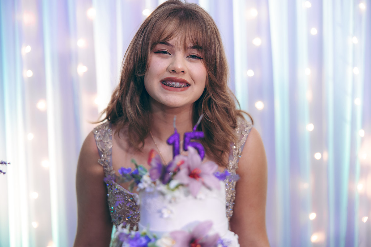 fotografo pelotas, fabiano rosa, festa  15 anos, xv anos, cabos e soldados, estúdio fotografico, moda, vestido 15 anos, festa 15 , ensaio street, blogueira, debutante, festa, evento, make, maquiagem, festa, xv anos pelotas, decoração, vestido vinho, bordo