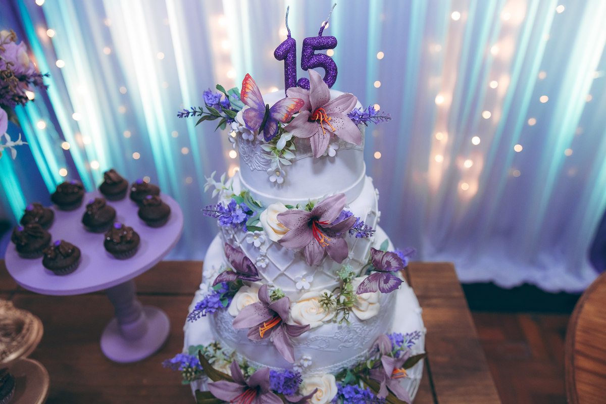 fotografo pelotas, fabiano rosa, festa  15 anos, xv anos, cabos e soldados, estúdio fotografico, moda, vestido 15 anos, festa 15 , ensaio street, blogueira, debutante, festa, evento, make, maquiagem, festa, xv anos pelotas, decoração, vestido vinho, bordo