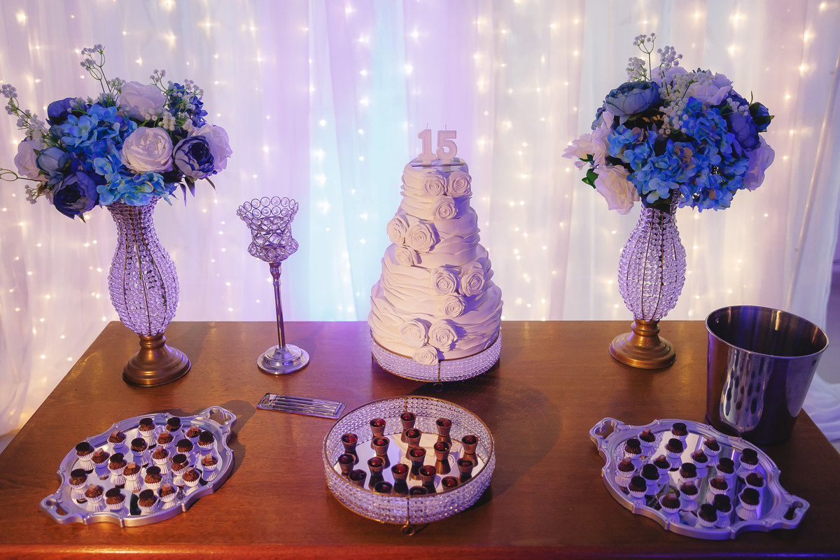 fotografo pelotas, fabiano rosa, festa  15 anos, xv anos, Salão Bamboo, estúdio fotografico, moda, vestido 15 anos, festa 15 , influencer, debutante, festa, evento, make, maquiagem, xv anos pelotas, making , vestido bordo, decoração 15 anos, pista, video