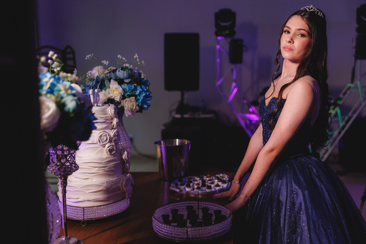 fotografo pelotas, fabiano rosa, festa  15 anos, xv anos, Salão Bamboo, estúdio fotografico, moda, vestido 15 anos, festa 15 , influencer, debutante, festa, evento, make, maquiagem, xv anos pelotas, making , vestido bordo, decoração 15 anos, pista, video