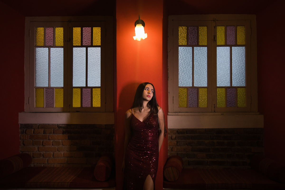 fotografo pelotas, fabiano rosa, ensaio  15 anos, teatro guarani, estúdio fotografico, moda, vestido vermelho, festa 15 , ensaio teatro, modelo , debutante, festa, evento, make, maquiagem festa, xv anos pelotas, satolep, fotos de 15 anos, ensaio teatro