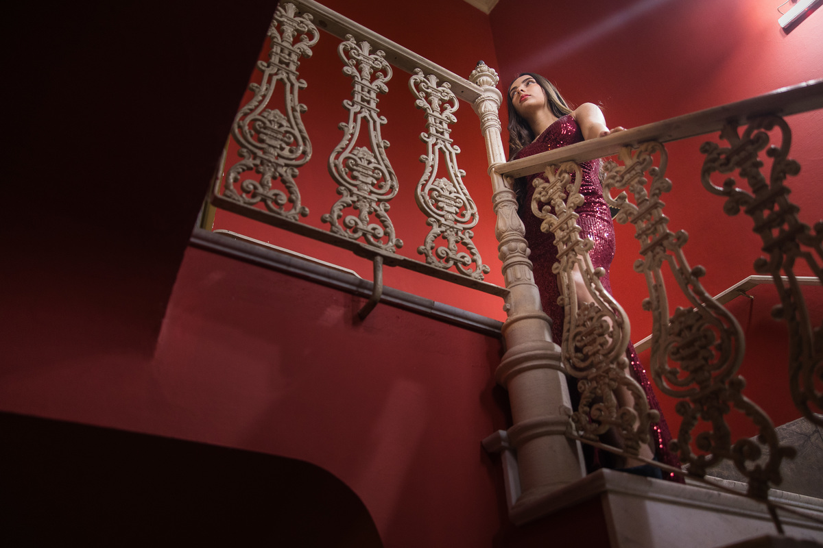 fotografo pelotas, fabiano rosa, ensaio  15 anos, teatro guarani, estúdio fotografico, moda, vestido vermelho, festa 15 , ensaio teatro, modelo , debutante, festa, evento, make, maquiagem festa, xv anos pelotas, satolep, fotos de 15 anos, ensaio teatro