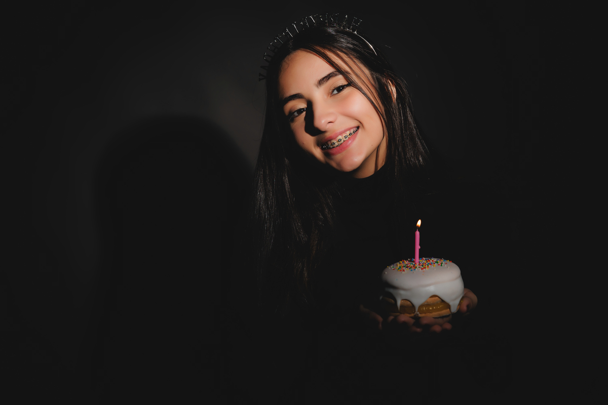 fotografo pelotas, fabiano rosa, ensaio  15 anos, teatro guarani, estúdio fotografico, moda, vestido vermelho, festa 15 , ensaio teatro, modelo , debutante, festa, evento, make, maquiagem festa, xv anos pelotas, satolep, fotos de 15 anos, ensaio teatro