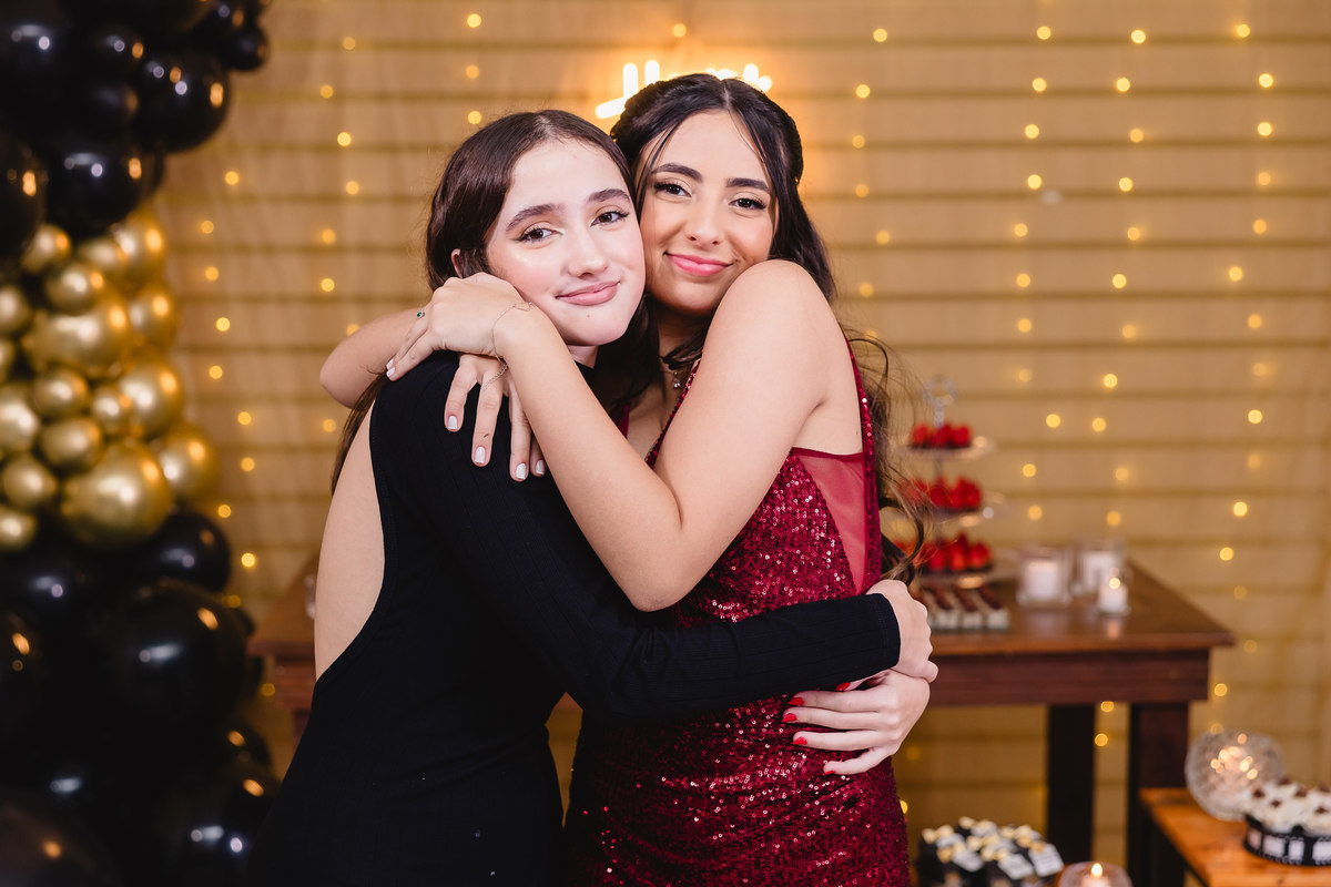 fotografo pelotas, fabiano rosa, ensaio  15 anos, xv anos, las Palmas, estúdio fotografico, moda, vestido 15 anos, festa 15 , ensaio street, blogueira, influencer, debutante, festa, evento, make, maquiagem, festa, 15 anos pelotas, making , vestido dourado