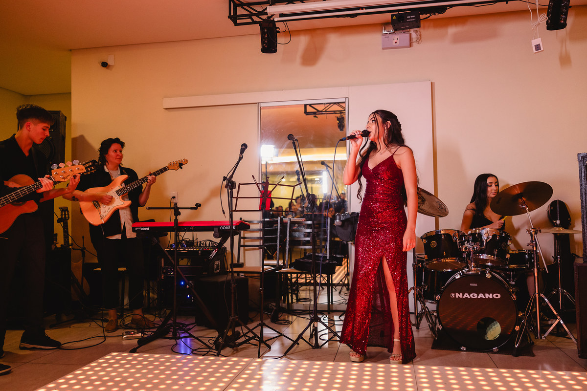 fotografo pelotas, fabiano rosa, ensaio  15 anos, xv anos, las Palmas, estúdio fotografico, moda, vestido 15 anos, festa 15 , ensaio street, blogueira, influencer, debutante, festa, evento, make, maquiagem, festa, 15 anos pelotas, making , vestido dourado