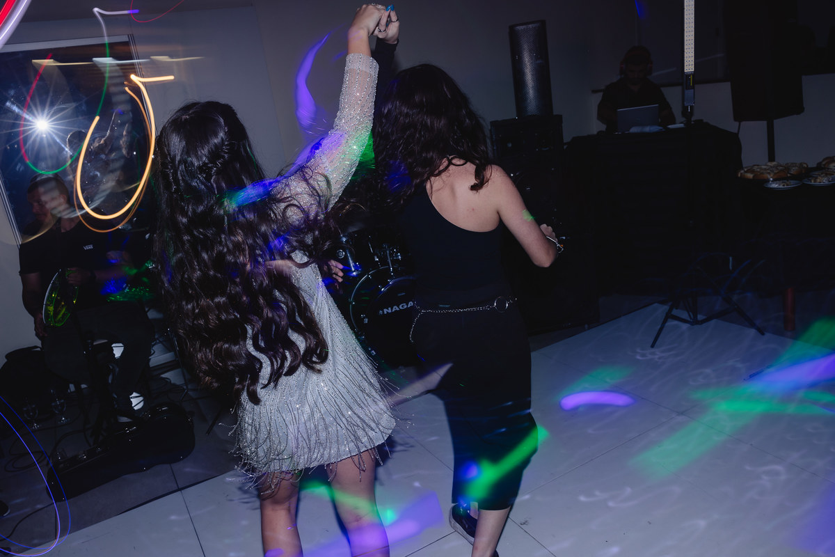 fotografo pelotas, fabiano rosa, ensaio  15 anos, xv anos, las Palmas, estúdio fotografico, moda, vestido 15 anos, festa 15 , ensaio street, blogueira, influencer, debutante, festa, evento, make, maquiagem, festa, 15 anos pelotas, making , vestido dourado