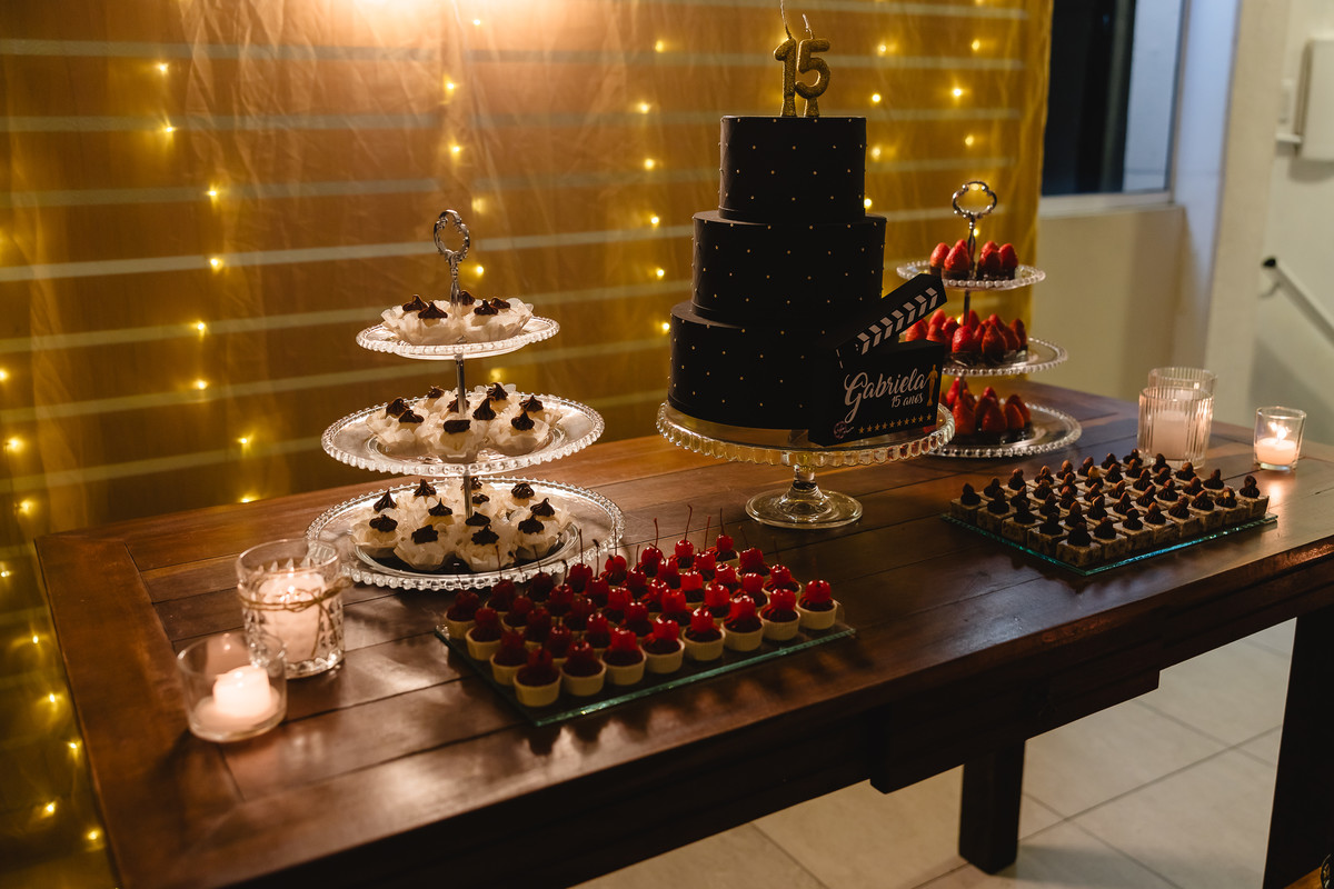 fotografo pelotas, fabiano rosa, ensaio  15 anos, xv anos, las Palmas, estúdio fotografico, moda, vestido 15 anos, festa 15 , ensaio street, blogueira, influencer, debutante, festa, evento, make, maquiagem, festa, 15 anos pelotas, making , vestido dourado