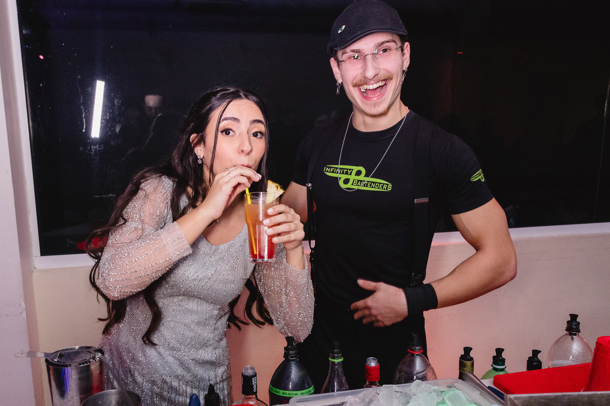 fotografo pelotas, fabiano rosa, ensaio  15 anos, xv anos, las Palmas, estúdio fotografico, moda, vestido 15 anos, festa 15 , ensaio street, blogueira, influencer, debutante, festa, evento, make, maquiagem, festa, 15 anos pelotas, making , vestido dourado