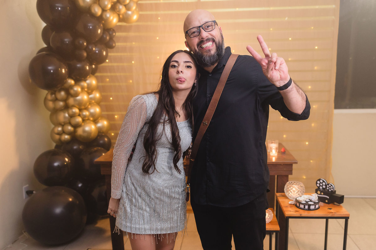 fotografo pelotas, fabiano rosa, ensaio  15 anos, xv anos, las Palmas, estúdio fotografico, moda, vestido 15 anos, festa 15 , ensaio street, blogueira, influencer, debutante, festa, evento, make, maquiagem, festa, 15 anos pelotas, making , vestido dourado