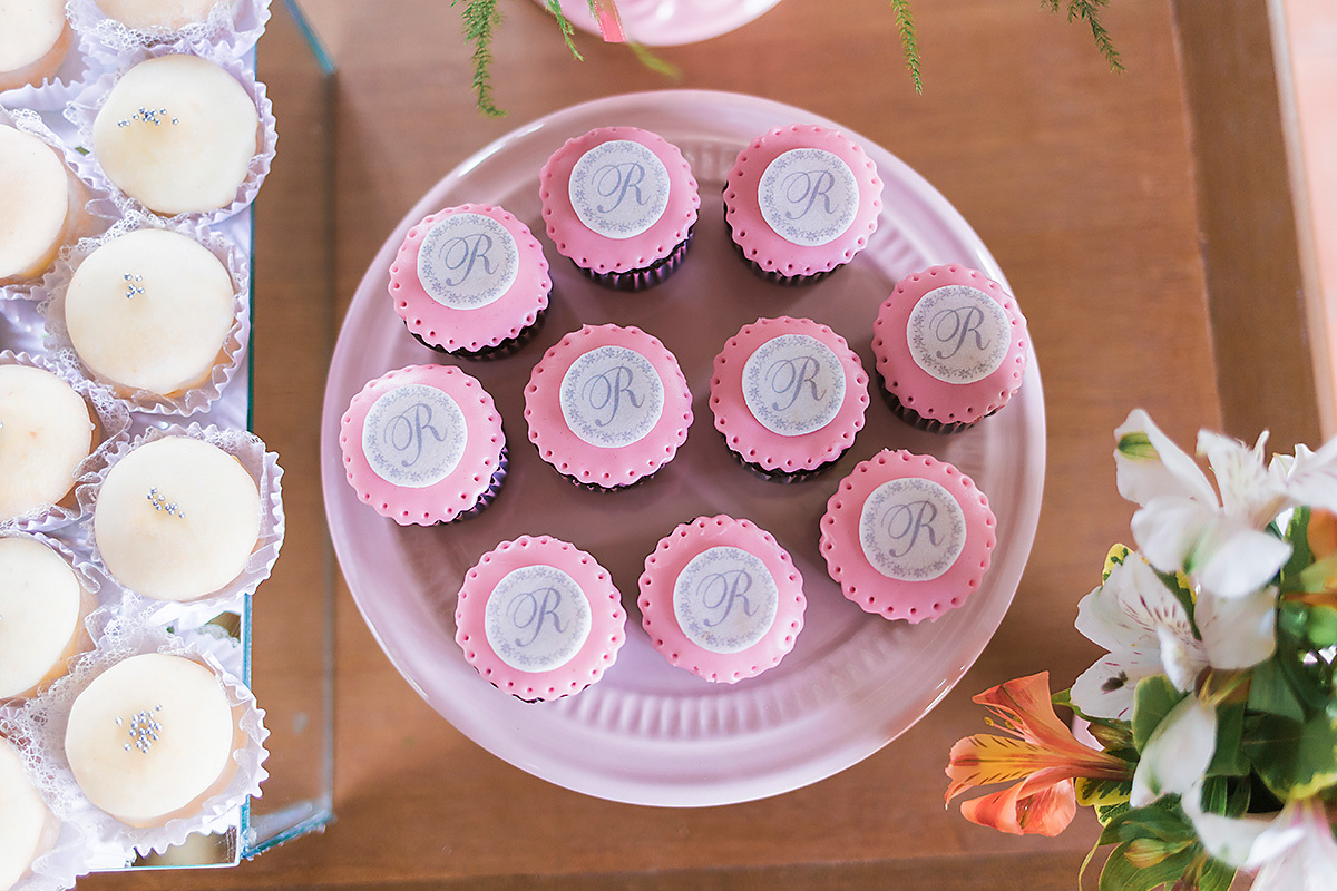 1 comunhão, amor, bolo, Catedral, Charqueadas, comemoração, DECORAÇÃO, doces,festa, fotografia, fotografia de família, igreja, infantil, linda, menina, mesa decorada, pelotas, princesa, quinta dom manoel, religião, são francisco de paula, vestido