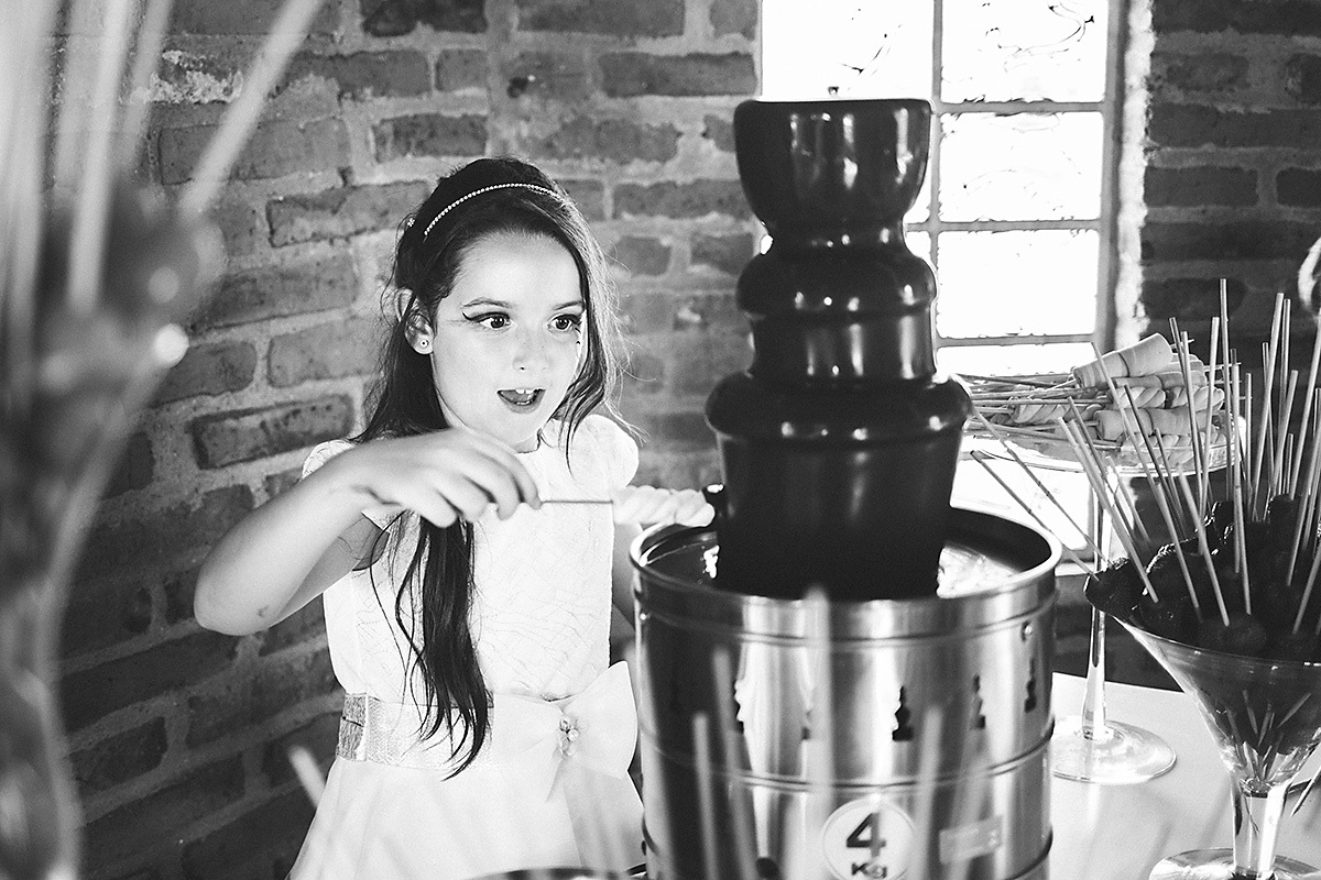 1 comunhão, amor, bolo, Catedral, Charqueadas, comemoração, DECORAÇÃO, doces,festa, fotografia, fotografia de família, igreja, infantil, linda, menina, mesa decorada, pelotas, princesa, quinta dom manoel, religião, são francisco de paula, vestido